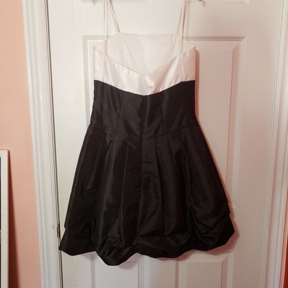 Juno Dress Collection Strapless Black and White Dress - Picture 2 of 4